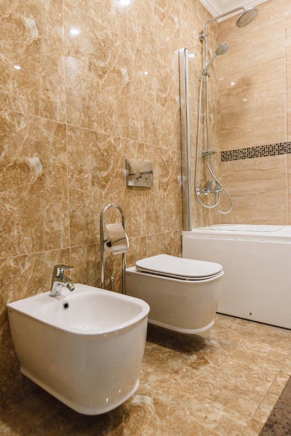 شقة Luxury For Business & Pleasure Royal 1 كييف المظهر الخارجي الصورة